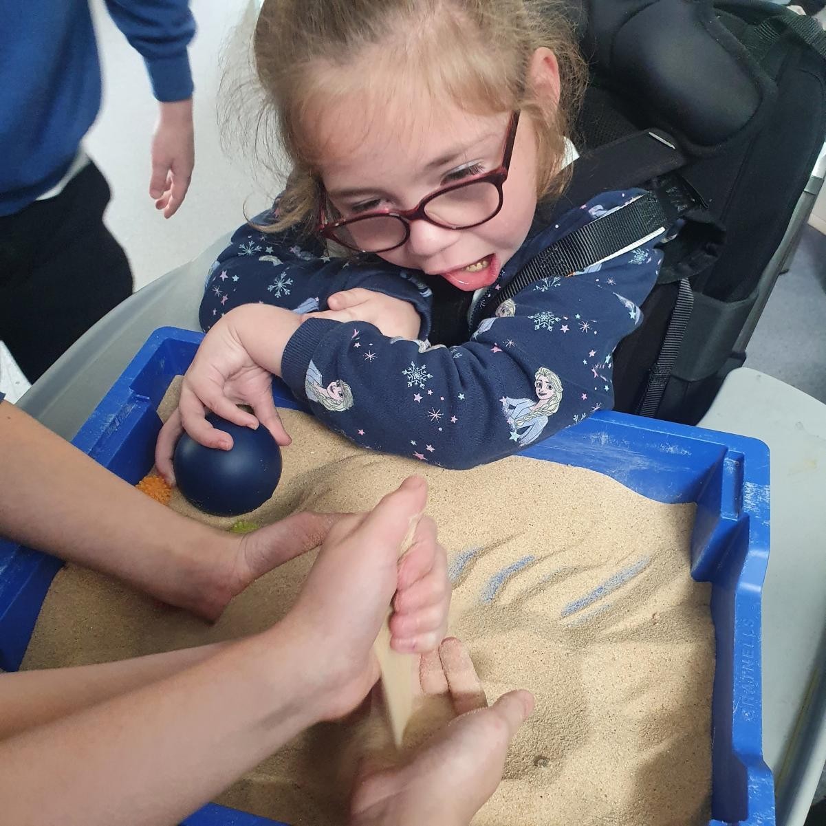 Creating sensory moon craters