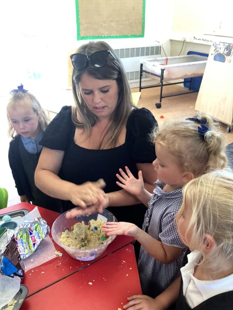 We made rainbow cookies to sell at our whole school colour run! 