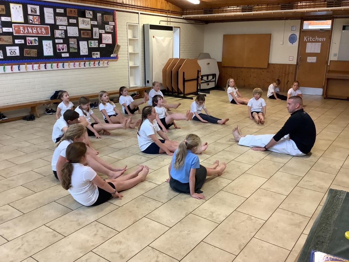 Top Class enjoyed a session of Karate with Peter.