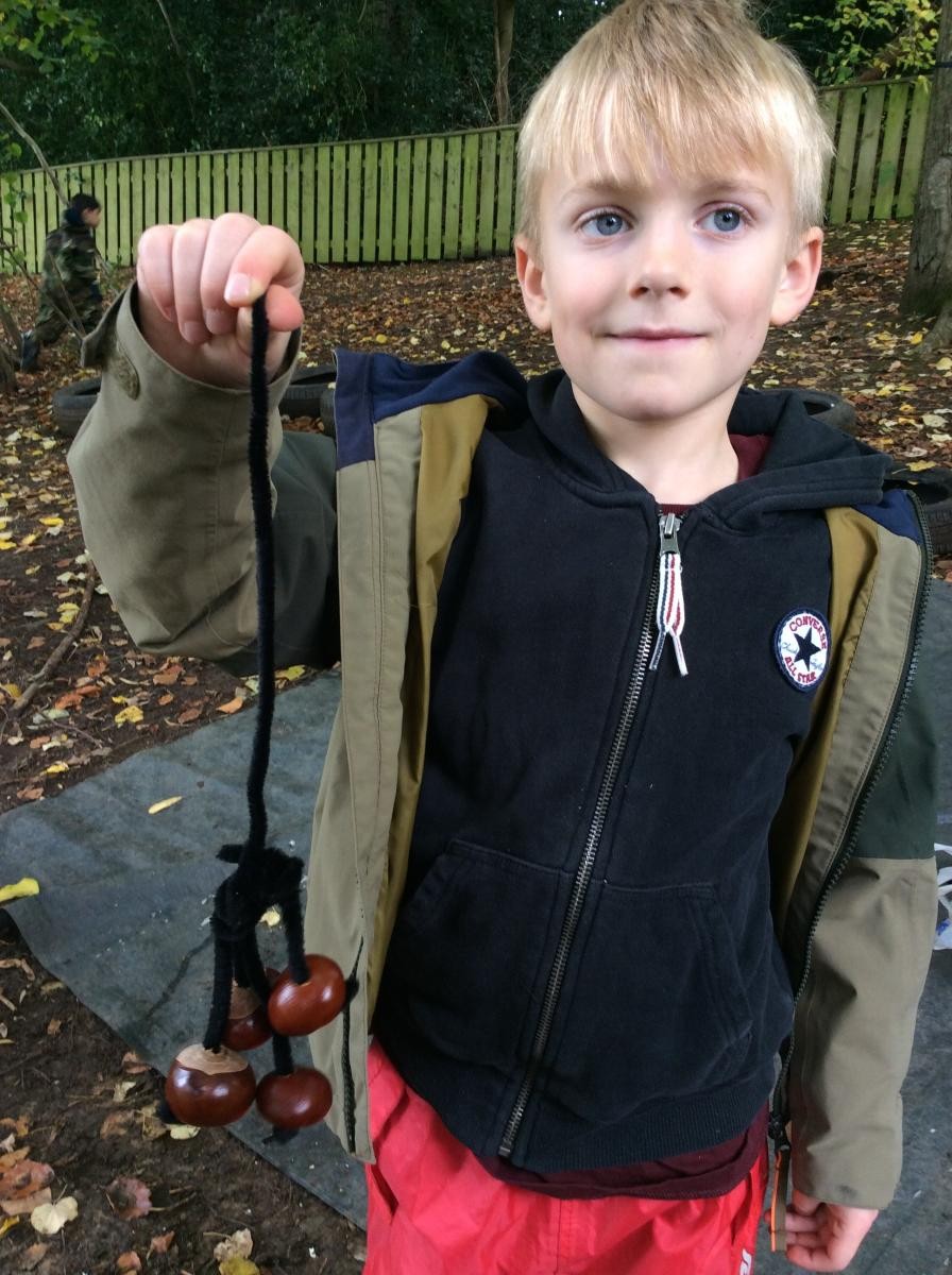 What a great conker decoration.