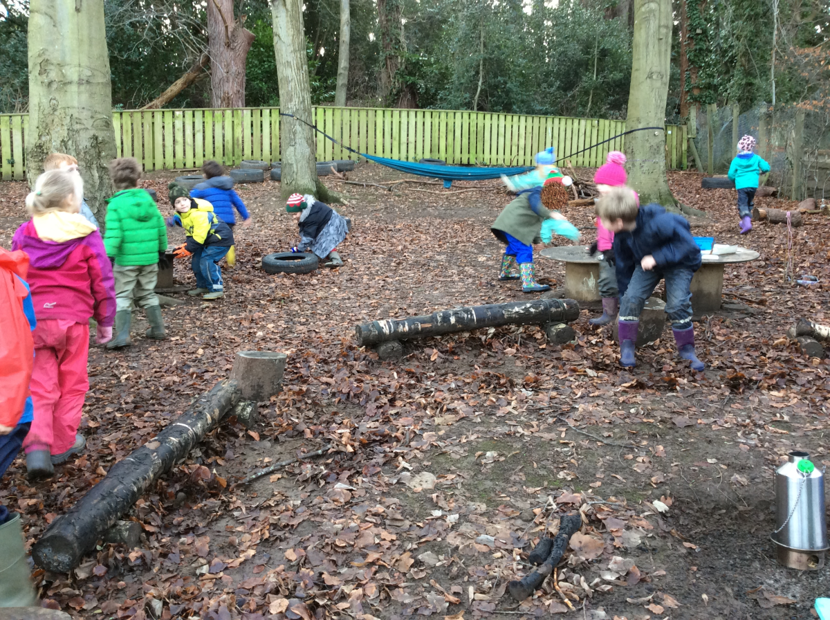 December 15th. It was Class 1's last session before Christmas so we started off with a chocolate treasure hunt.