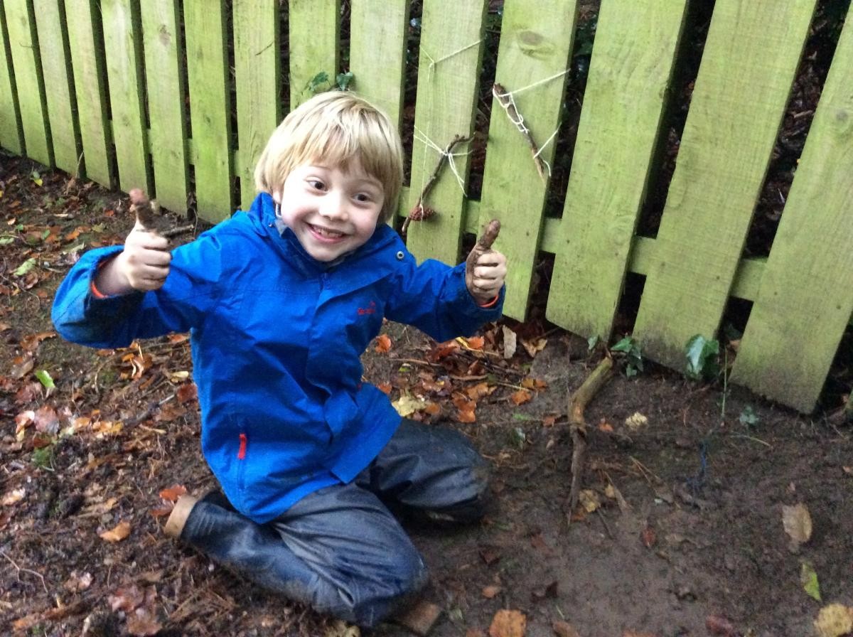 Some of us made miniature dens and Stone Age hill forts.