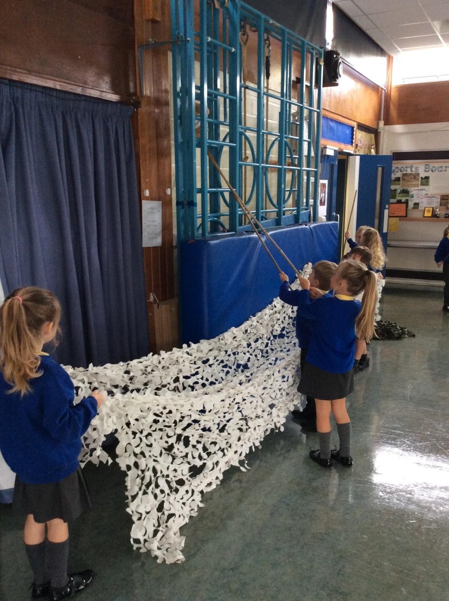 Year 1 - Autumn Term 
Mission - Steve Backshall 
Year 1 loved their missions to help save the animals in the rainforest!