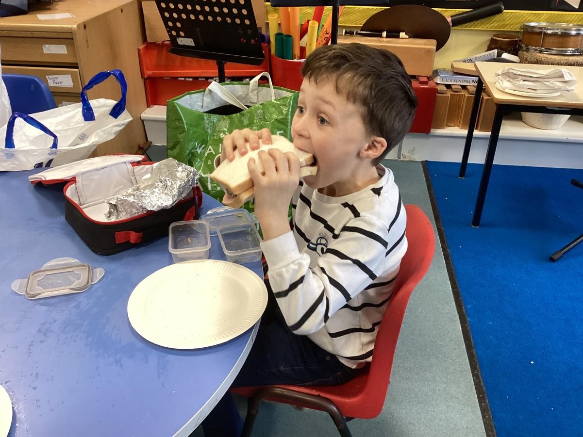 Sandwich for Santa 