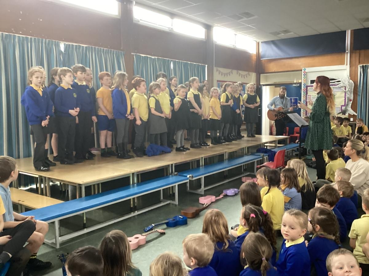 School Choir perform at the Spring Music Concert