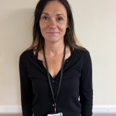 Mrs L Vallons