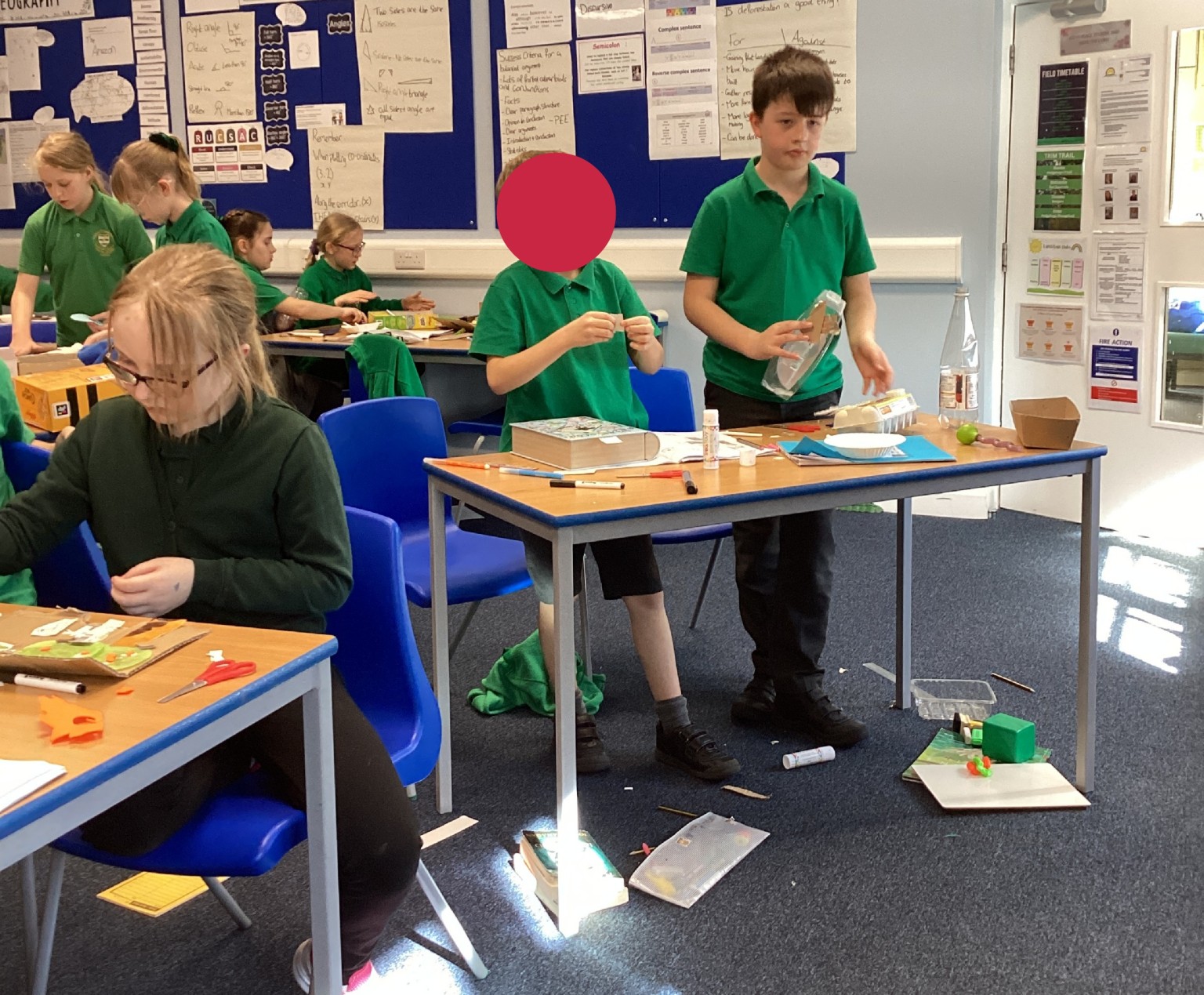 Junk modelling in art