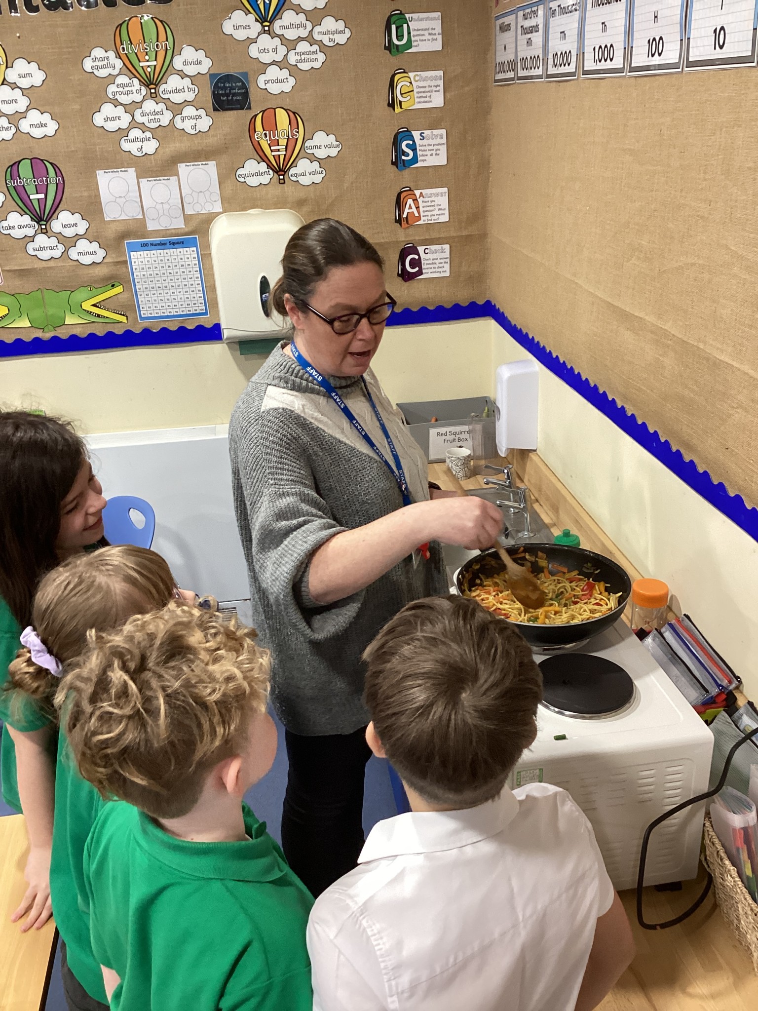 As part of our DT, we cooked a stir fry for the children to taste and analyse the different ingredients. 