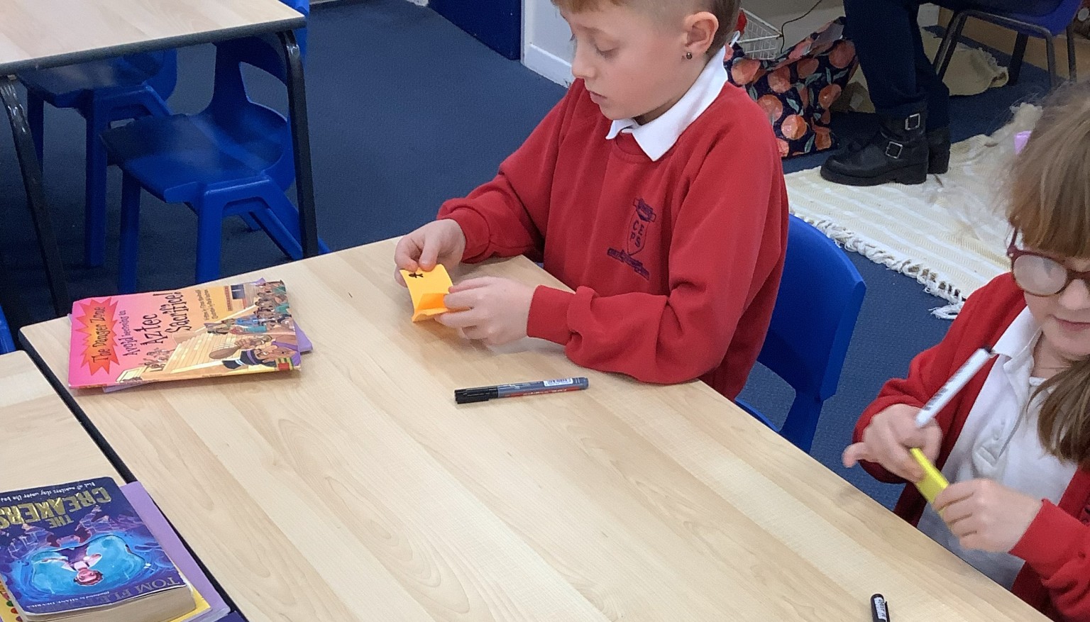 To start our new animation topic in computing, we made flipbooks to show how pictures can move!