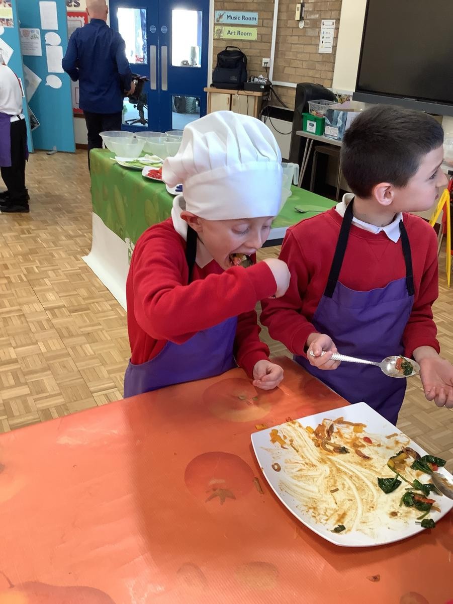 Roots to Food! Today, we made a Tandoori chicken.