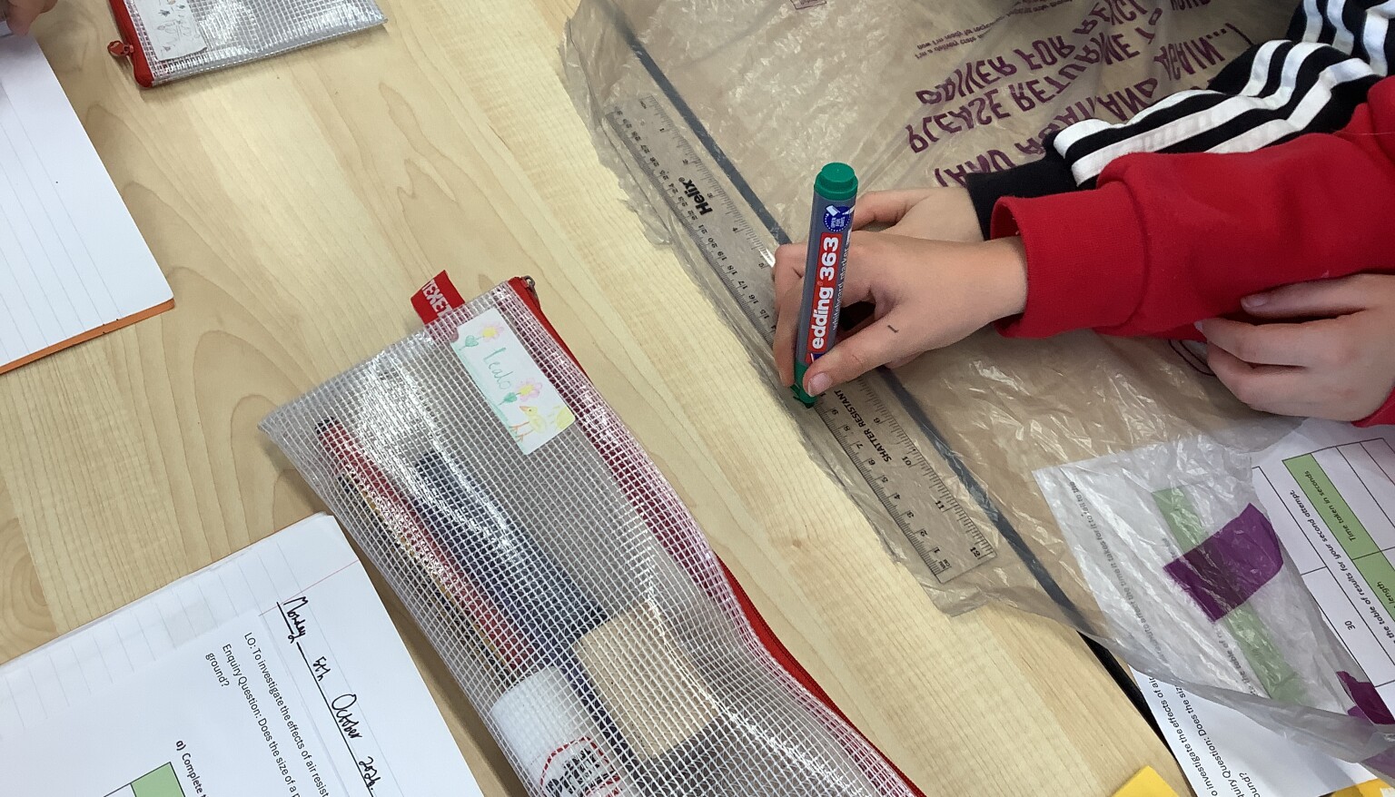 During our Science lesson, we wondered whether the surface area affects air resistance and used parachutes to test this out!