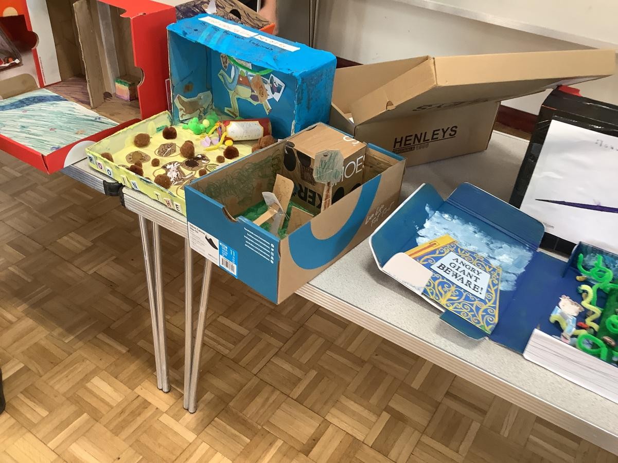We spent the afternoon looking at all of the different 'Book in a Box' which were sent in for homework!