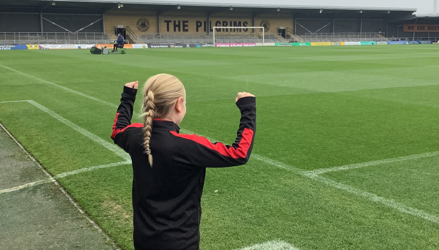 We gave our best go at pretending to be a manager on the sidelines.