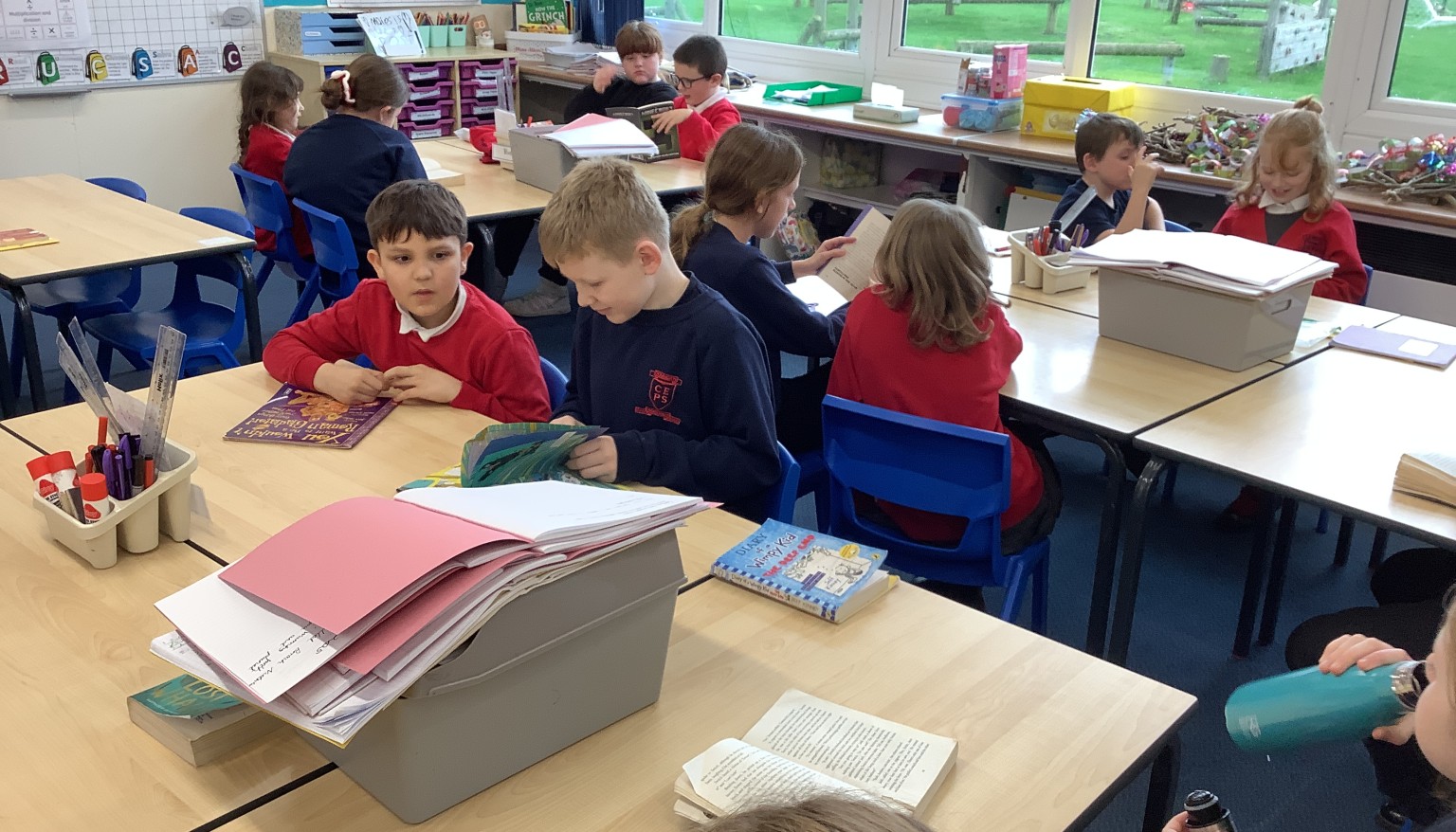 Shared Reading with Kestrels Class