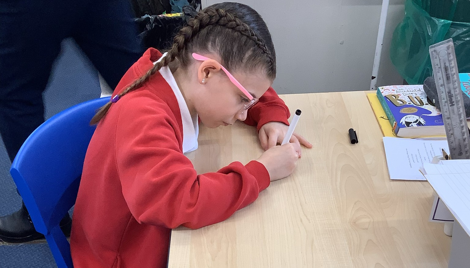 To start our new animation topic in computing, we made flipbooks to show how pictures can move!