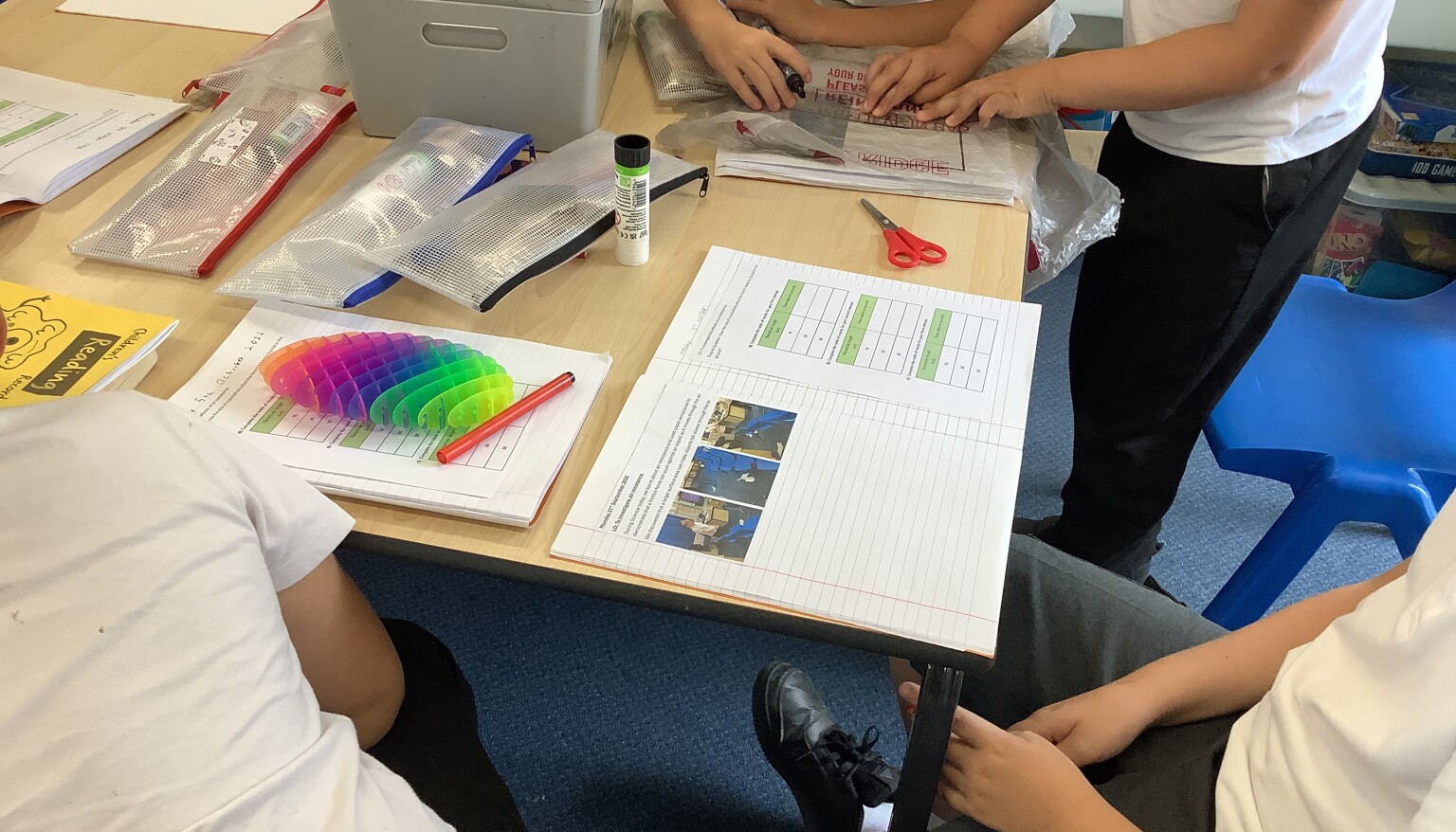 During our Science lesson, we wondered whether the surface area affects air resistance and used parachutes to test this out!