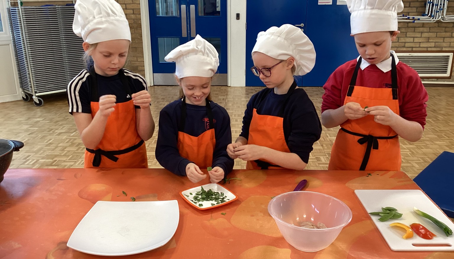 Showing super teamwork