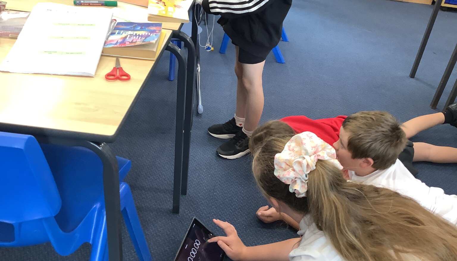 During our Science lesson, we wondered whether the surface area affects air resistance and used parachutes to test this out!