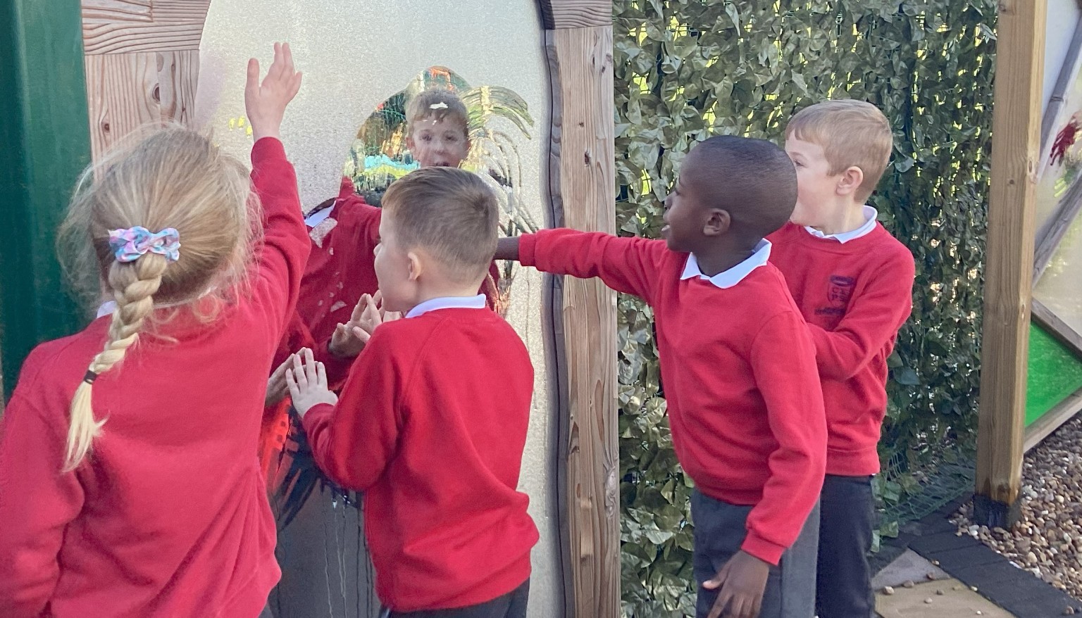 Using our 5 senses to describe the Sensory Garden.