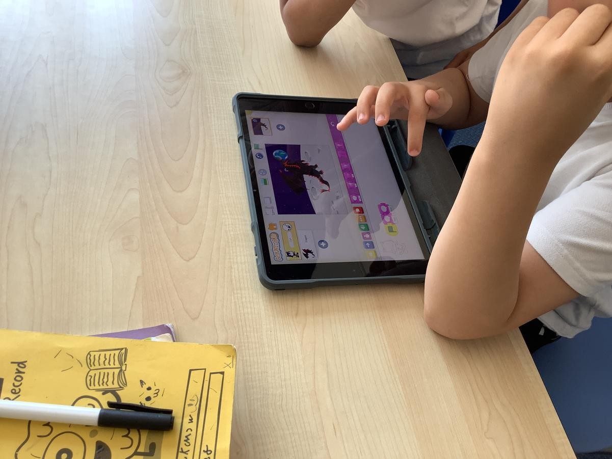 During our computing lesson this week, we used Scratch to create algorithms.