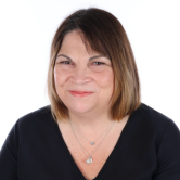  Tracy Hoare