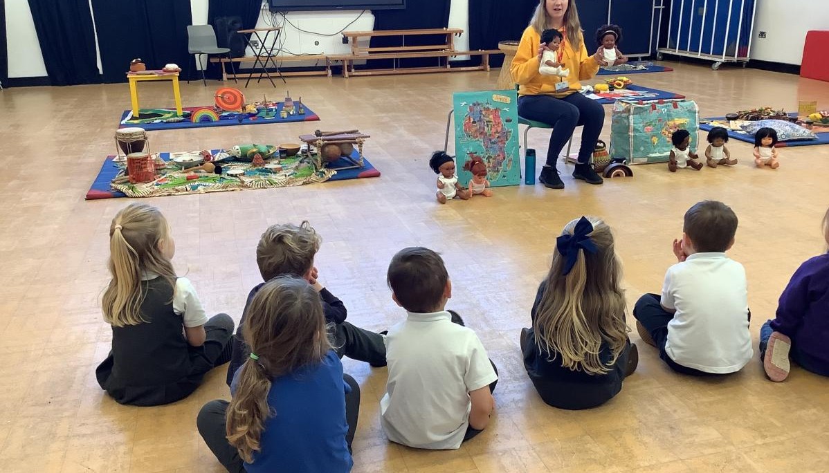 Children in hall 