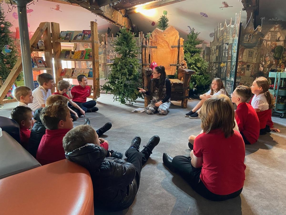 Our Y5/6 children worked as a team to capture pupil voice to share with other schools regarding wealth of books in centre.