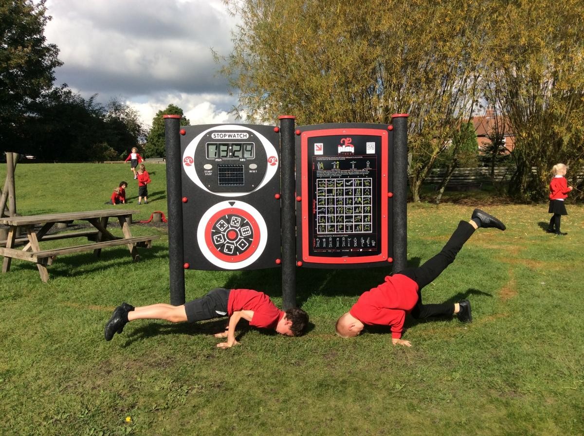Boot Camp Board & Solar Stop Watch