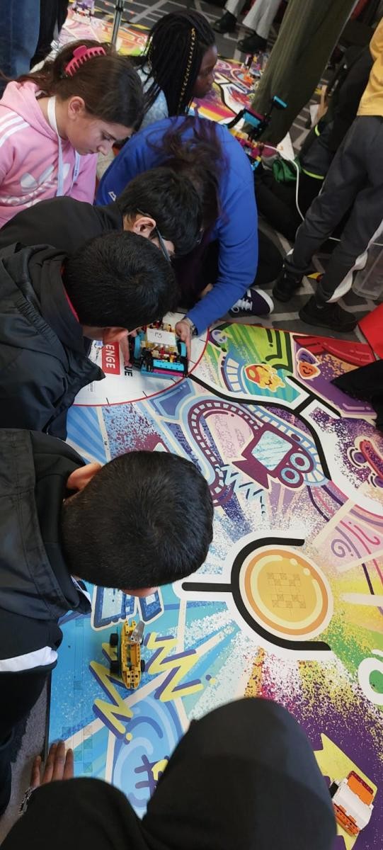 Wingrove Lego Engineers in game mode