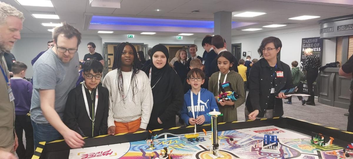 Wingrove Spike Squad: getcha game on! Let's go ...