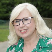  Louise Russell