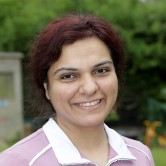  Fauzia Rehan