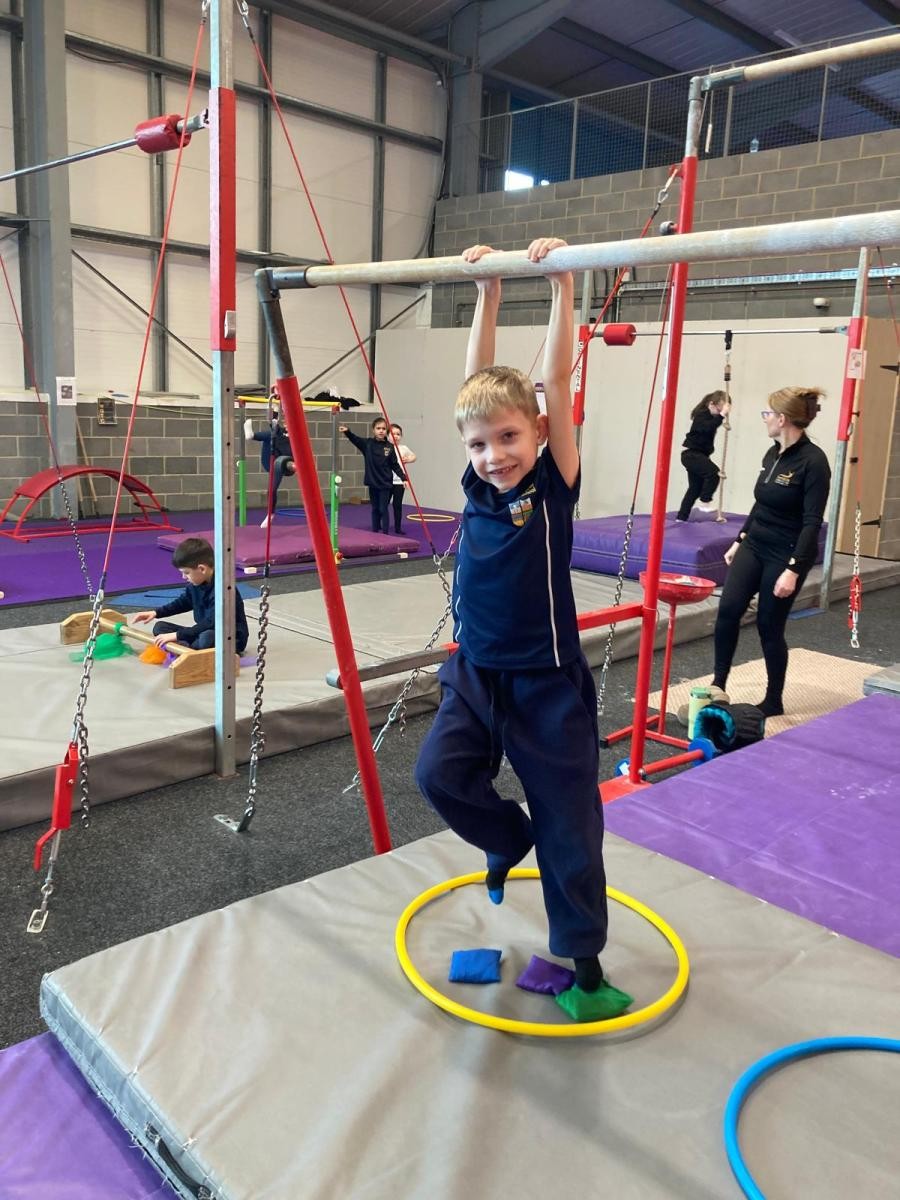 Year 2 - Gymnastics workshop