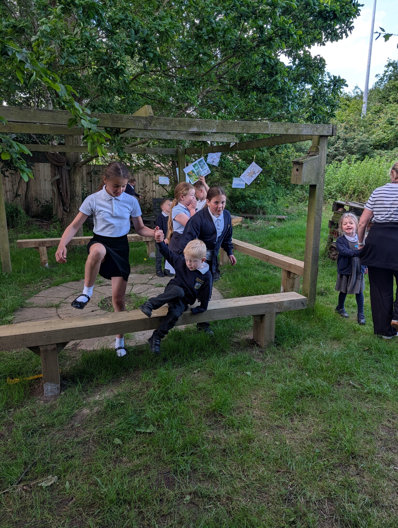 Year 5 working with Reception