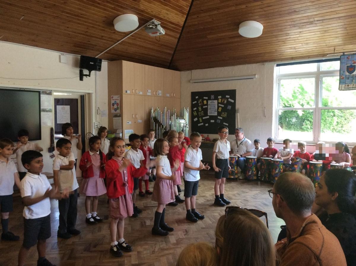 A little performance during sharing hour!