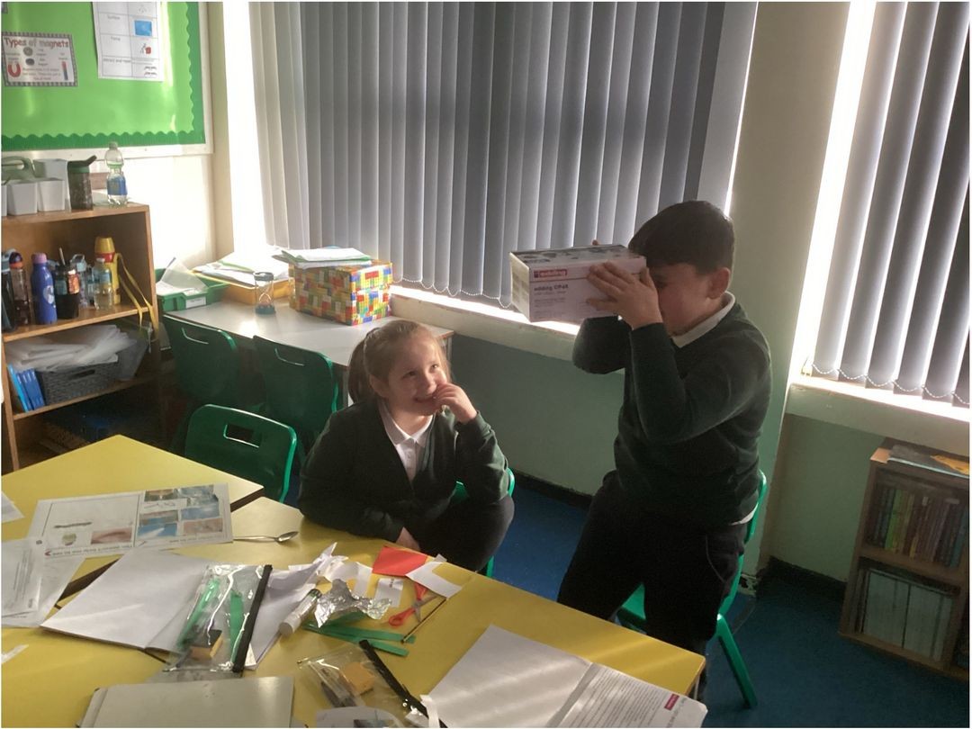 Learning about light and dark in Science