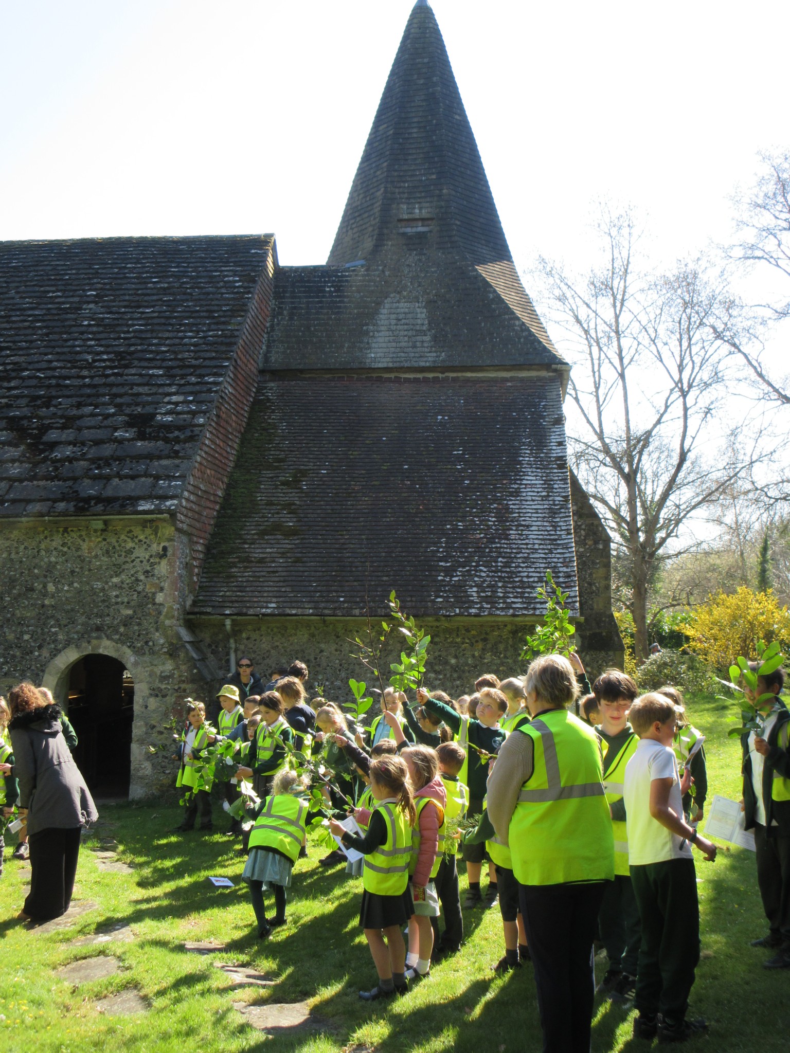 Pupils arrive at St James' Church