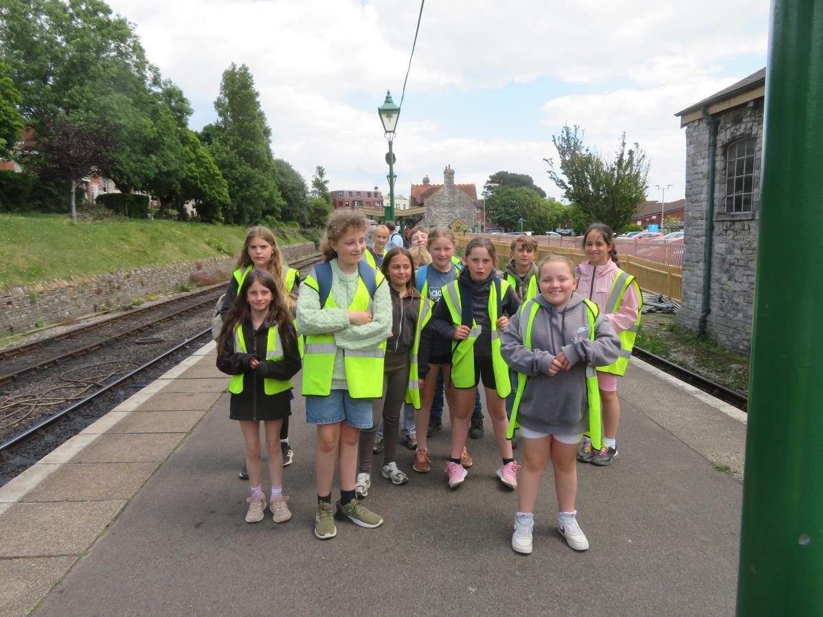 Pupils at the train station