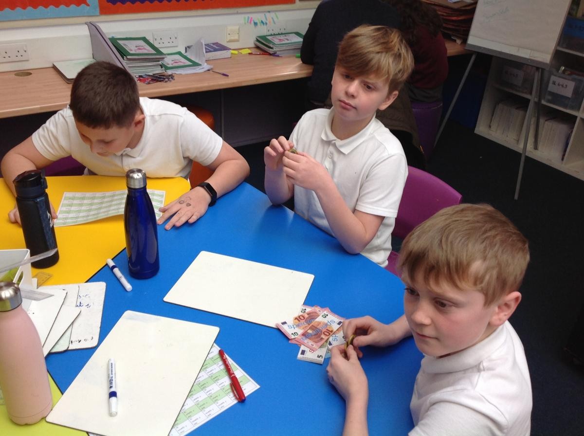 El Restaurante - learning to pay in Euros