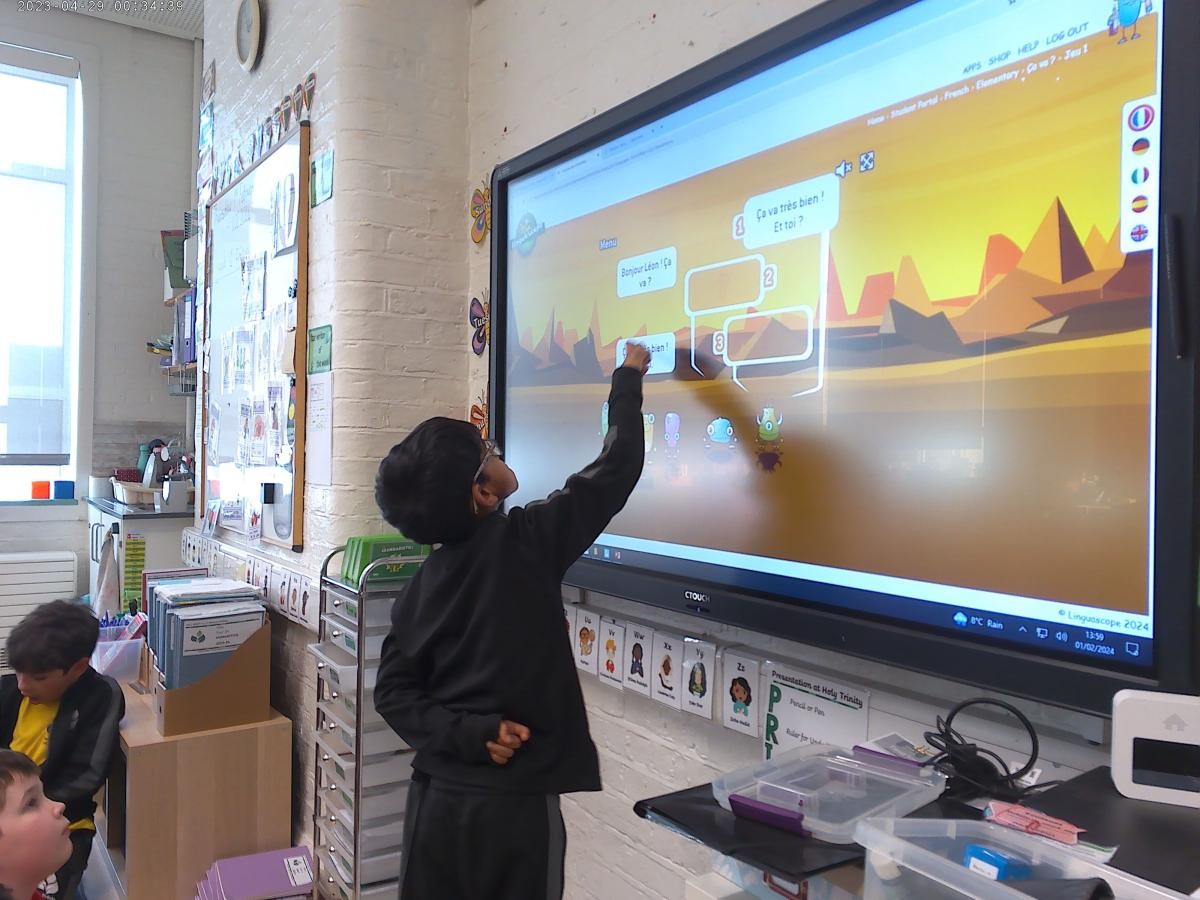 Playing games with Linguascope!