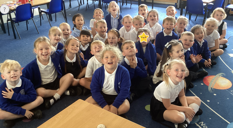 Welcome to Elm 1! What a fun day we have had in our new class. We enjoyed seeing everybody again after the summer break. 