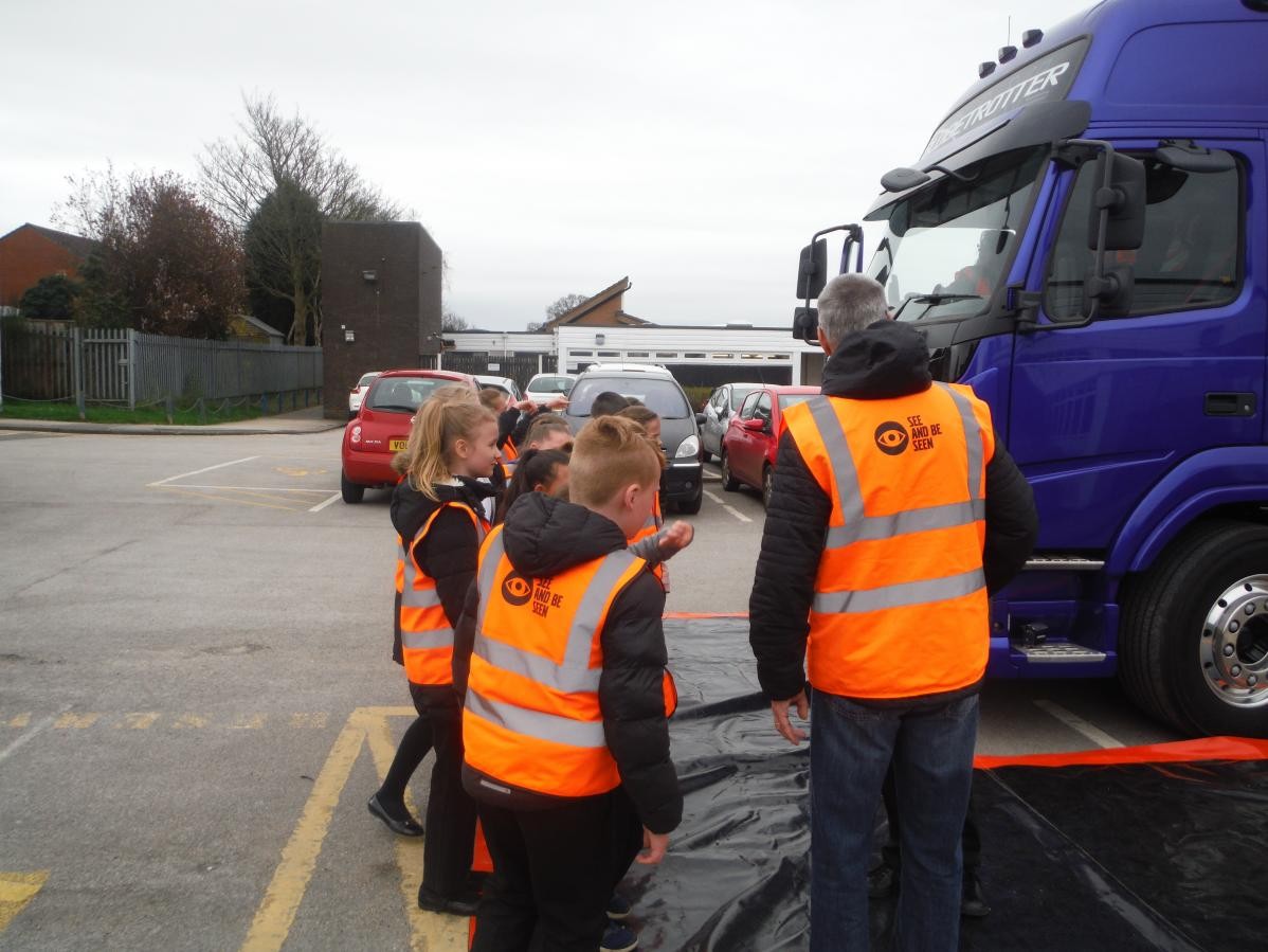 Be Safe, Be Seen Workshop by Volvo