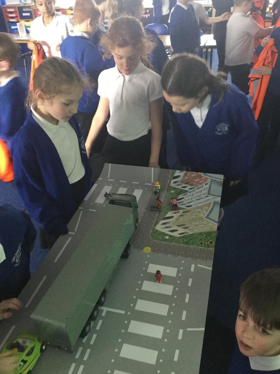 Be Safe, Be Seen Workshop by Volvo