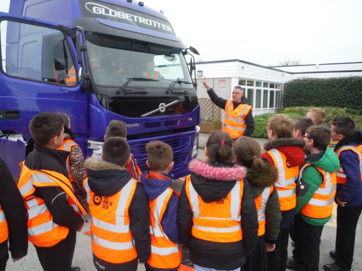 Be Safe, Be Seen Workshop by Volvo