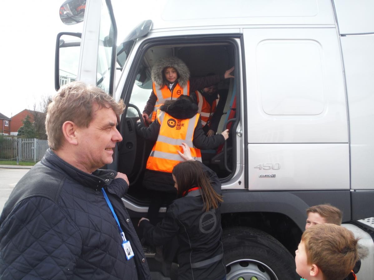 Be Safe, Be Seen Workshop by Volvo