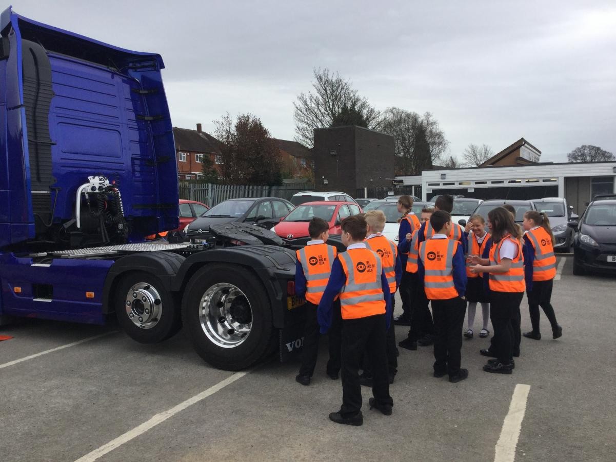 Be Safe, Be Seen Workshop by Volvo