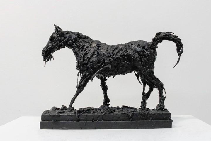 Horse sculpture by Nicola Hicks