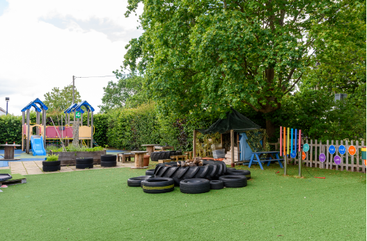 YR playground1
