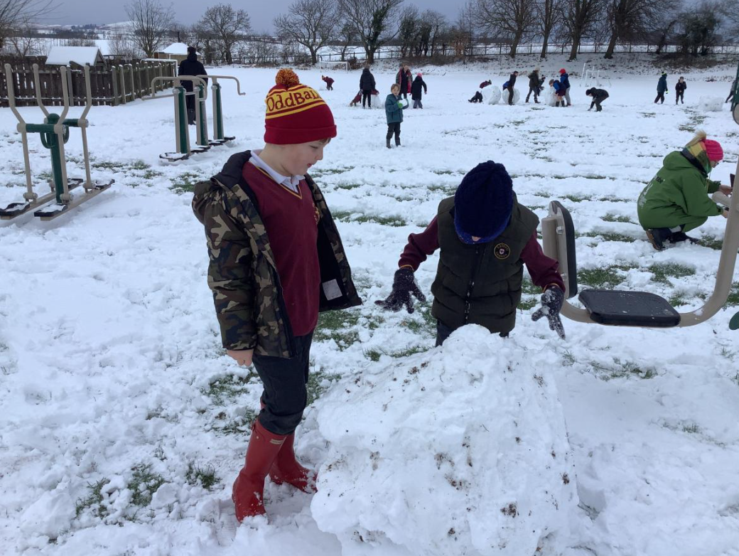 Class 1 Fun In the snow