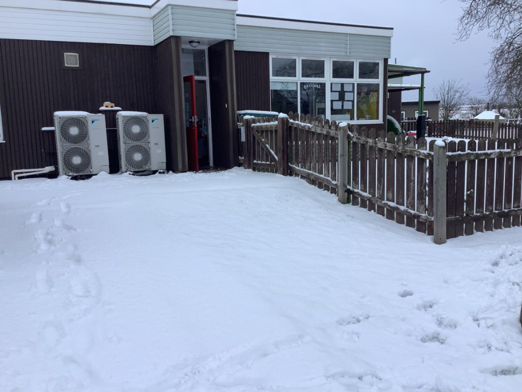 Class 1 Fun In the snow